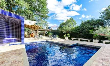 Casa Luxo a venda com Churraqueira e Piscina no Aeroporto Novo Horizonte Juiz de Fora - MG