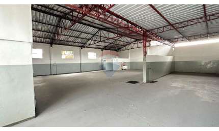 Galpão, 350 m²,/mês-Mariano Procópio - Juiz de Fora/MG