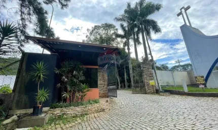 Terreno Plano de 929m² no Condomínio Ecológico Estrada Real