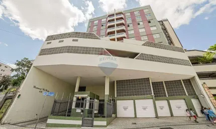 Apartamento à venda de 3 Quartos com Suíte, 2 Vagas e Elevador no São Mateus Juiz de Fora - MG