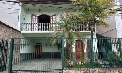 Casa com 5 quartos para alugar na Rua Professor Cunha Figueiredo, 60, Mundo Novo, Juiz de Fora