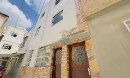 Apartamento com 2 quartos para alugar na Rua Luiz Perry, 16, Centro, Juiz de Fora