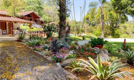 Sitio/Granja/Casa a venda com piscina Zona Norte Juiz de Fora MG