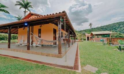 Seu refúgio em meio a natureza a apenas 20 minutos de Juiz de Fora