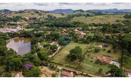Terreno muito bem localizado em condomínio  a apenas 20 minutos de Juiz de Fora