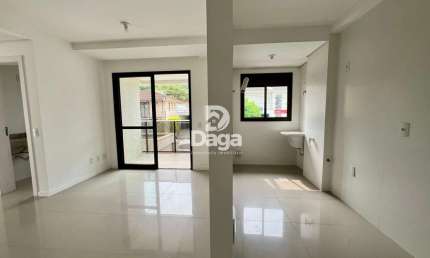 Apartamento à venda no bairro Trindade - Florianópolis/SC, 2° RI