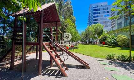 Apartamento com 3 quartos à venda na Rua Professor Ayrton Roberto de Oliveira, 22, Itacorubi, Florianópolis