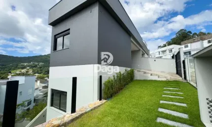 Casa 3 dormitórios, sendo 3 suites - Córrego Grande