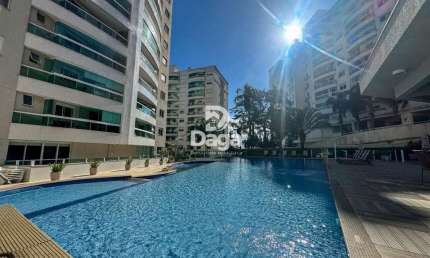 Espaçoso apartamento de 4 Dormitórios e 2 Vagas no Itacorubi