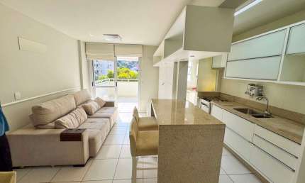 Apartamento a venda no Itacorubi  super ensolarado.