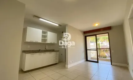 Incrível 2 dormitórios com suíte no pantanal florianópolis