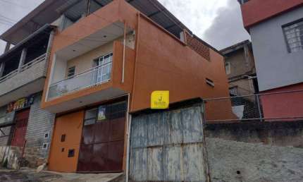 casa duplex com 2 quartos + terraço Francisco Bernardino
