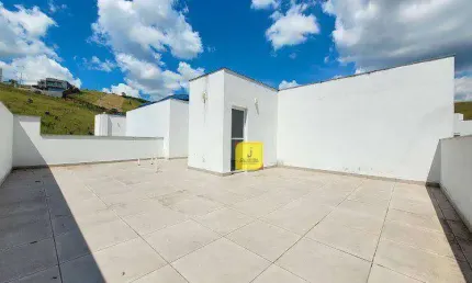 Cobertura duplex de 2 quartos com garagem no Recanto da Mata