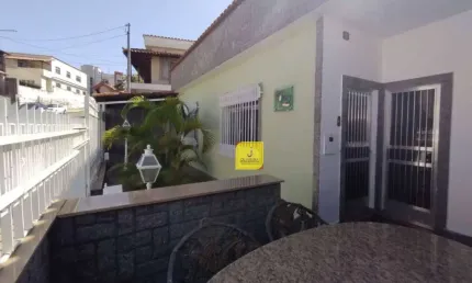 Casa com 3 dormitórios à venda, 220 m² por R$ 680.000,00 - Bairu - Juiz de Fora/MG