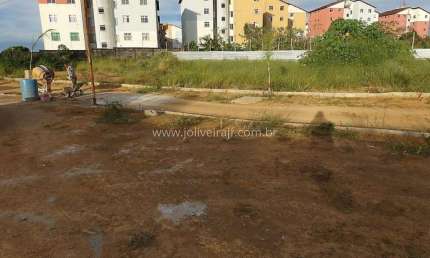 Terrenos Planos e Semi-Planos, de 250m², prontos para construir no Bairro Previdenciário. (Financiados direto com o proprietário).