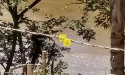 Excelentes terrenos no goiabinha, depois de goiabal em monte verde dando fundos para o rio do peixe.