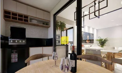 Apto garden com 2 quartos (suíte), área externa de 70m² com espaço gourmet, e 3 vagas