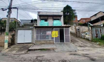 Casa com 3 dormitórios à venda, 110 m² por R$ 399.000,00 - Grama - Juiz de Fora/MG