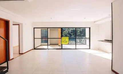 Cobertrura com 4 quartos (3 suítes) e 3 vagas no São Mateus