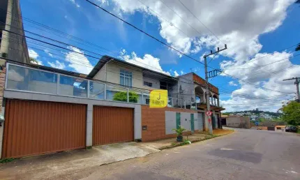 Casa com 5 dormitórios à venda, 220 m² por R$ 480.000,00 - Santos Dumont - Juiz de Fora/MG