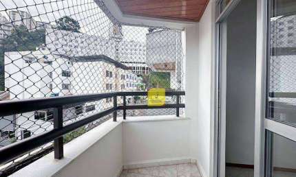 Apto com 3 quartos (suíte), varanda e garagem na parte plana do Granbery