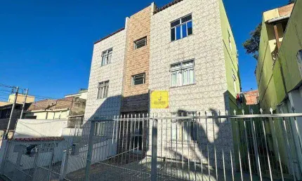 Quitinete com 35m² localizada a 300m da UFJF, no São Pedro