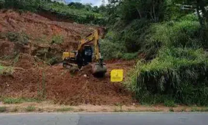 Terreno à venda, 976 m² por R$ 1.500.000,00 - Santos Dumont - Juiz de Fora/MG
