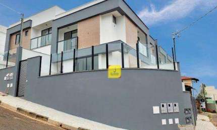 Casa com 2 quartos à venda na Rua Regente, 5, São Pedro, Juiz de Fora