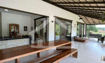 Casa à venda, 4 quartos, 1 suíte, 2 vagas, Condomínio Cantos da Mata - Iapu/MG