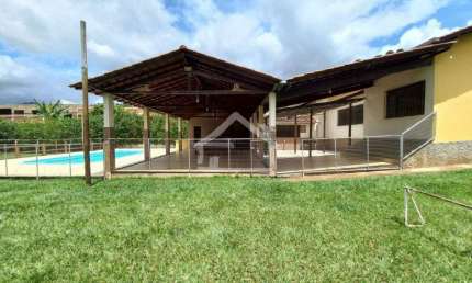 Chácara à venda, 4 quartos, 1 suíte, Zona Rural - Santana do Paraíso /MG