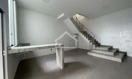 Casa Geminada à venda, 3 quartos, 1 suíte, 2 vagas, Jardim Santa Clara - Ipatinga/MG