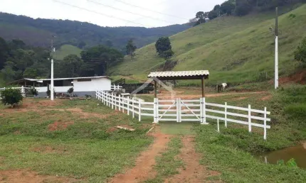 Chácara / sítio à venda no Centro, Marliéria 