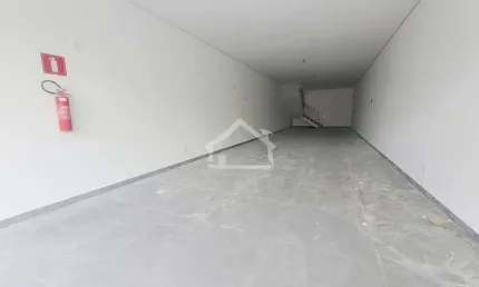 Lojacomercial medindo 182 m² em localização estratégica