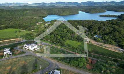 Lote à venda, Condomínio Fechado Lagoa Silvana - Caratinga /MG