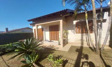 Uma excelente casa no Jardim dos Lagos - GUAIBA  - RS