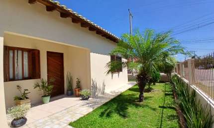 CASA DE ESQUINA NO BAIRRO JARDIM DOS LAGOS  Guaíba -RS