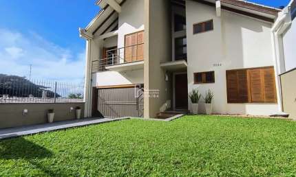 Casa com 3 quartos à venda na Avenida Vinte de Setembro, Centro, Guaíba