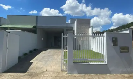 Excelente Geminado à venda no Jaraguá 84, Jaraguá do Sul
