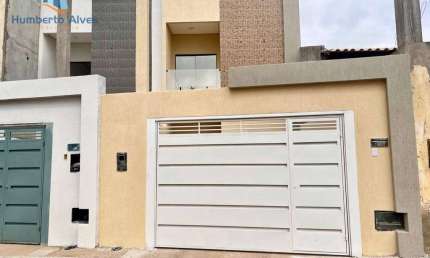 Casa com 3 dormitórios à venda, 120 m² por R$ 430.000,00 - Felícia - Vitória da Conquista/BA