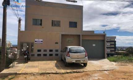 Apartamento com 2 dormitórios à venda, 62 m² por R$ 240.000 - Candeias - Vitória da Conquista/Bahia