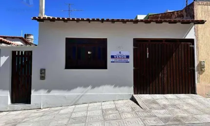 Casa com 4 dormitórios à venda por R$ 350.000,00 - Centro - Vitória da Conquista/BA