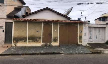 Casa com 3 dormitórios à venda, 150 m² por R$ 295.000 - Alto Maron - Vitória da Conquista/BA