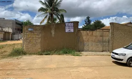 Terreno à venda na Rua Cedro Roxo, Felícia, Vitória da Conquista