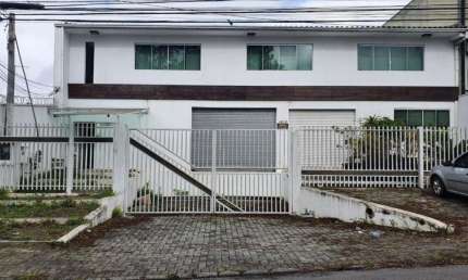 Excelente barracão à venda no bairro Uberaba-Curitiba-PR.