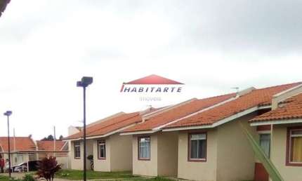 Casa à venda em Fazenda Rio Grande-PR, bairro Nações: 2 quartos, sala, banheiro, garagem. Condomínio Central Park II!