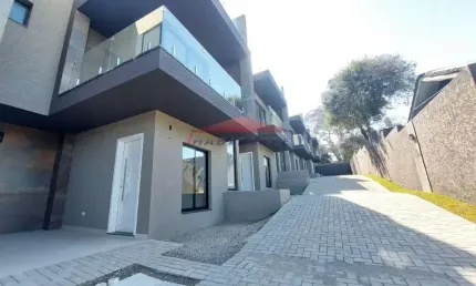 Casa com 2 quartos à venda na Rua Waldemar Loureiro Campos, 2270, Boqueirão, Curitiba por R$ 699.000