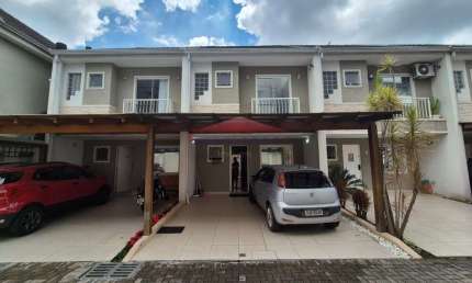 Casa com 3 quartos à venda na Rua Rodolfo Bernardelli, 581, Uberaba, Curitiba