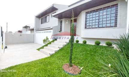 Imperdível oportunidade: Casa à venda em Curitiba-PR, Guabirotuba, 3 quartos, 1 suíte, 2 salas, 3 banheiros, 4 vagas, 238m².