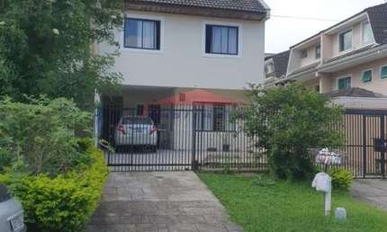 Sobrado à venda em Curitiba-PR, Jardim das Américas: 3 quartos, 1 suíte, 2 salas, 4 vagas, 164m² de área. Imperdível!