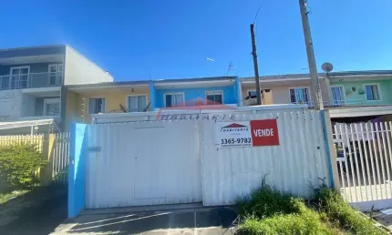 Imperdível Sobrado à Venda em Curitiba-PR, no Bairro Cajuru: 3 Quartos, 1 Sala, 2 Banheiros, 3 Vagas de Garagem, 71,87 m² de Área.